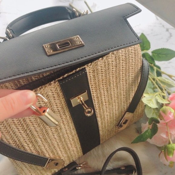 Black woven straw summer  handbag - Picture 6 of 10